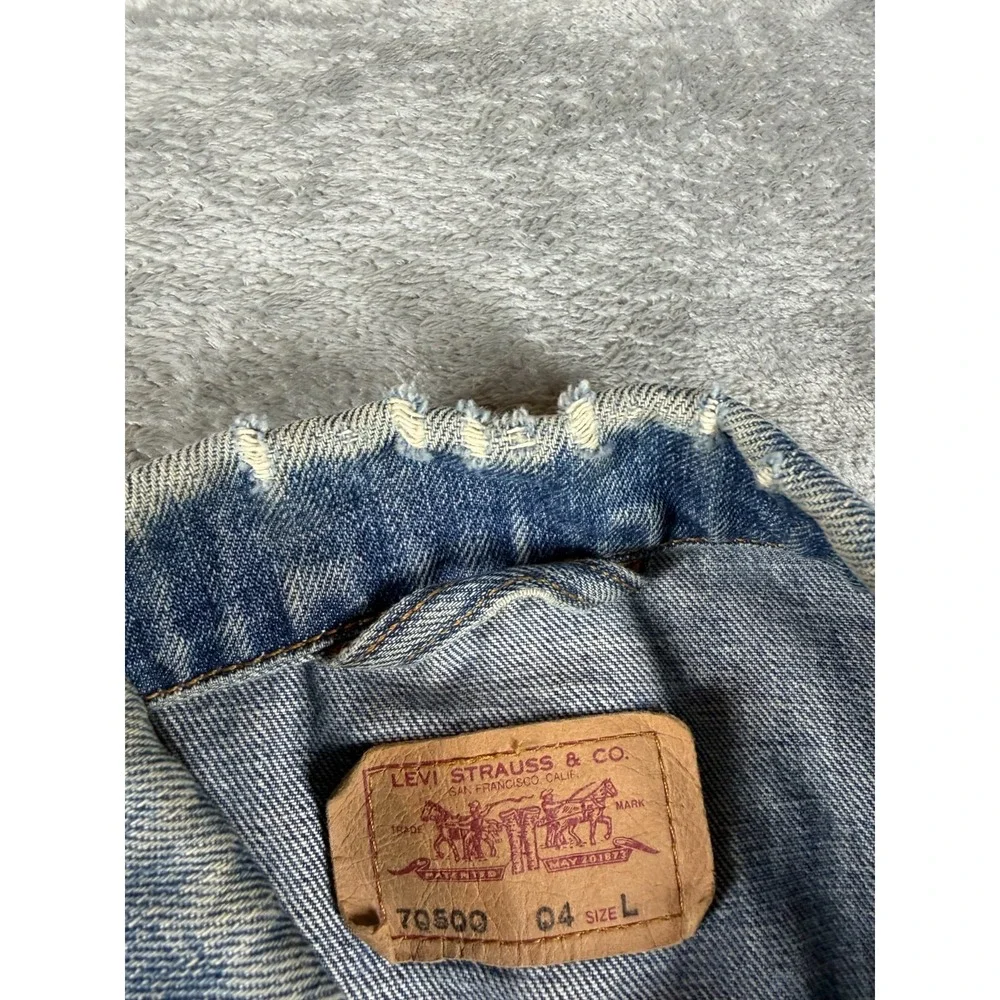 Vtg 80s Levi's 70500 Denim Trucker Jacket Men's L Faded Distressed USA-Era
